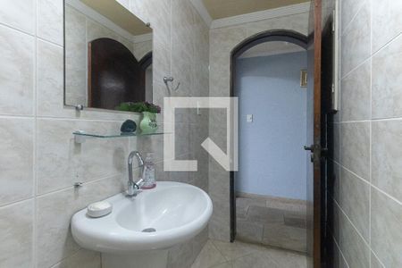 Casa à venda com 180m², 3 quartos e 2 vagas Casa à venda com 180m², 3 quartos e 2 vagasBanheiro 2