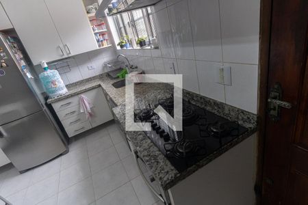 Casa à venda com 180m², 3 quartos e 2 vagas Casa à venda com 180m², 3 quartos e 2 vagasCozinha