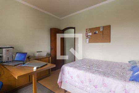 Casa à venda com 180m², 3 quartos e 2 vagas Casa à venda com 180m², 3 quartos e 2 vagasQuarto 3