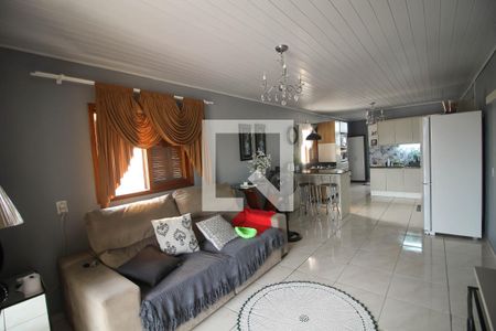 Casa à venda com 240m², 4 quartos e 2 vagas Casa à venda com 240m², 4 quartos e 2 vagasSala Casa 2