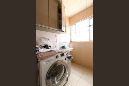 Apartamento à venda com 42m², 1 quarto e sem vagaÁrea de Serviço