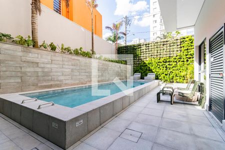 Apartamento à venda com 22m², 1 quarto e sem vaga Apartamento à venda com 22m², 1 quarto e sem vagaÁrea comum - Piscina