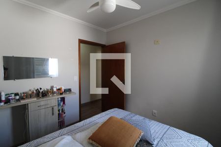 Casa à venda com 223m², 2 quartos e 2 vagasQuarto 2