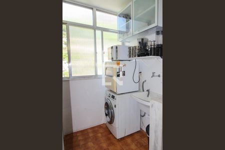 Apartamento à venda com 180m², 2 quartos e 7 vagas Apartamento à venda com 180m², 2 quartos e 7 vagasÁrea de Serviço