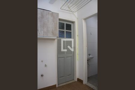 Apartamento à venda com 64m², 2 quartos e sem vagaÁrea de Serviço