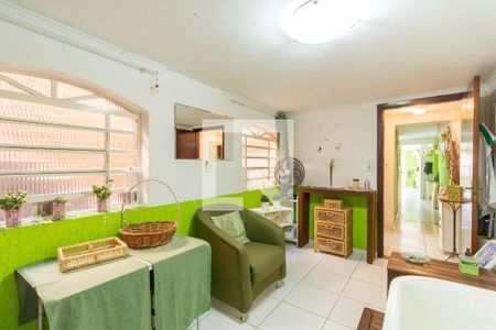 Casa à venda com 350m², 3 quartos e 3 vagasSala Garagem 