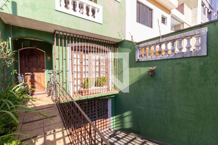 Casa à venda com 350m², 3 quartos e 3 vagasEntrada