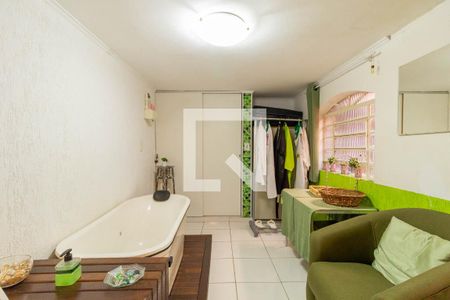 Casa à venda com 350m², 3 quartos e 3 vagasSala Garagem 