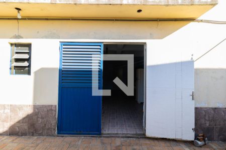 Casa para alugar com 300m², 3 quartos e 2 vagasQuintal