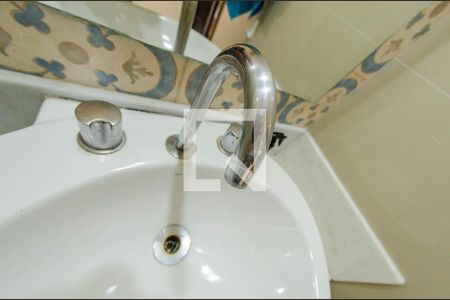 Apartamento à venda com 90m², 3 quartos e 1 vaga Apartamento à venda com 90m², 3 quartos e 1 vagaBanheiro