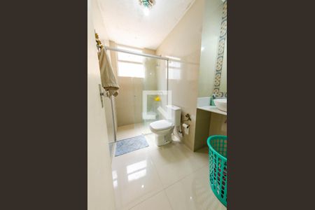 Apartamento à venda com 90m², 3 quartos e 1 vaga Apartamento à venda com 90m², 3 quartos e 1 vagaBanheiro