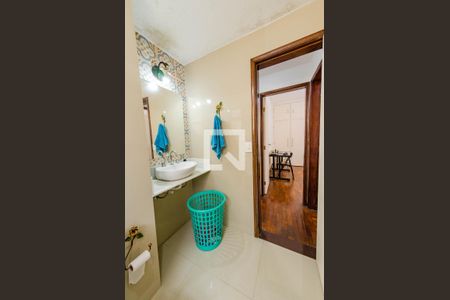 Apartamento à venda com 90m², 3 quartos e 1 vaga Apartamento à venda com 90m², 3 quartos e 1 vagaBanheiro