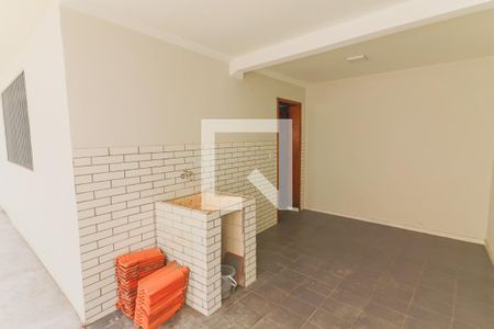 Casa à venda com 250m², 3 quartos e 4 vagas Casa à venda com 250m², 3 quartos e 4 vagasLavanderia