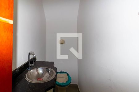 Lavabo de casa de condomínio para alugar com 3 quartos, 141m² em Chácara Belenzinho, São Paulo