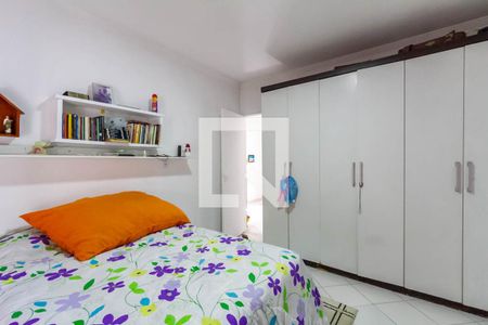 Casa à venda com 270m², 5 quartos e 3 vagas Casa à venda com 270m², 5 quartos e 3 vagasQuarto 4