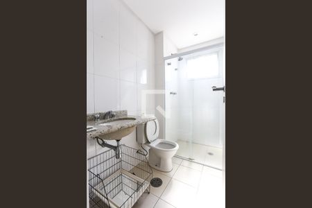 Apartamento para alugar com 129m², 3 quartos e 3 vagas Apartamento para alugar com 129m², 3 quartos e 3 vagasBanheiro da Suíte 2