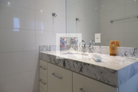 Apartamento à venda com 430m², 4 quartos e 3 vagasBanheiro da suíte 3