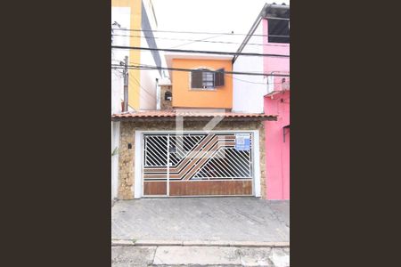 Casa à venda com 150m², 3 quartos e 2 vagasFachada