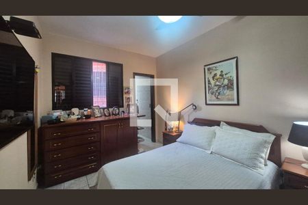 Casa à venda com 119m², 3 quartos e 3 vagas