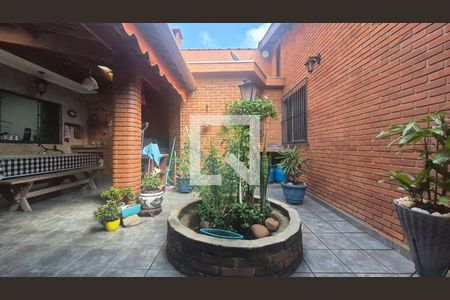 Casa à venda com 119m², 3 quartos e 3 vagas