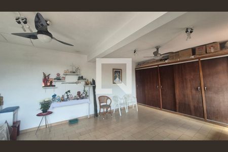 Casa à venda com 119m², 3 quartos e 3 vagas