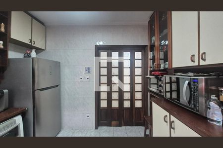 Casa à venda com 119m², 3 quartos e 3 vagas