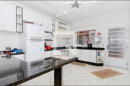 Casa para alugar com 260m², 3 quartos e 6 vagasCozinha