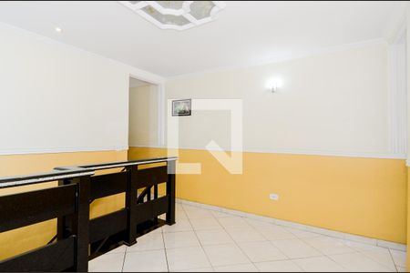 Casa para alugar com 260m², 3 quartos e 6 vagasAntessala 