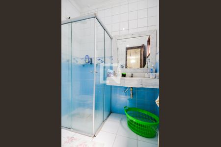 Casa para alugar com 260m², 3 quartos e 6 vagasBanheiro Social