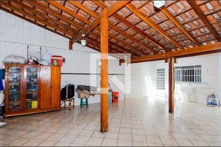 Casa para alugar com 260m², 3 quartos e 6 vagasÁrea de Serviço