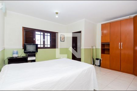 Casa para alugar com 260m², 3 quartos e 6 vagasQuarto 3 - Suíte