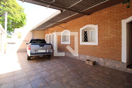 Casa à venda com 300m², 2 quartos e 2 vagasGaragem