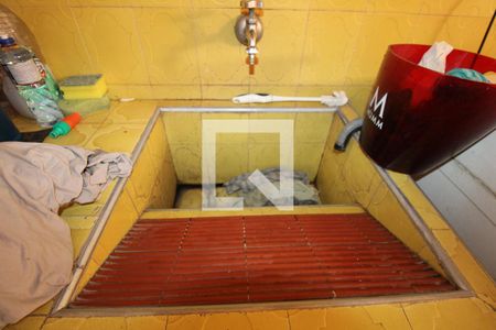 Casa à venda com 300m², 2 quartos e 2 vagasÁrea de Serviço