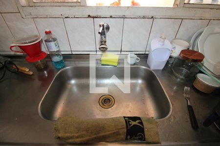 Casa à venda com 300m², 2 quartos e 2 vagasEdícula - Cozinha