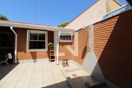 Casa à venda com 300m², 2 quartos e 2 vagasQuintal