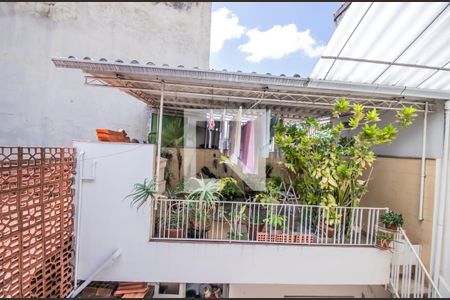 Casa à venda com 190m², 3 quartos e 2 vagas Casa à venda com 190m², 3 quartos e 2 vagasVista