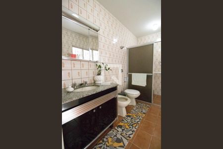 Casa à venda com 190m², 3 quartos e 2 vagas Casa à venda com 190m², 3 quartos e 2 vagasBanheiro 2