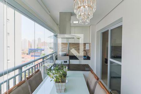 Apartamento à venda com 45m², 2 quartos e 1 vaga Apartamento à venda com 45m², 2 quartos e 1 vagaVaranda