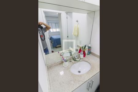 Apartamento à venda com 45m², 2 quartos e 1 vaga Apartamento à venda com 45m², 2 quartos e 1 vagaBanheiro