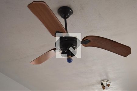 Casa à venda com 220m², 3 quartos e 3 vagasDetalhe