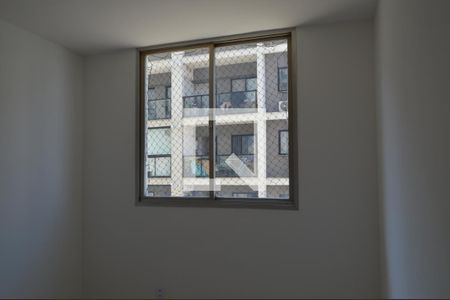 Quarto 2 de apartamento para alugar com 2 quartos, 64m² em Jacarepaguá, Rio de Janeiro