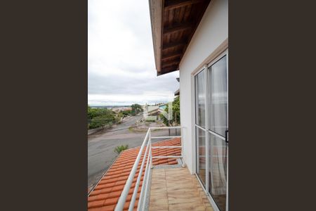 Casa à venda com 350m², 5 quartos e 8 vagas Casa à venda com 350m², 5 quartos e 8 vagasSacada da Sala ìntima