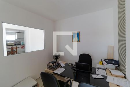 Casa à venda com 350m², 5 quartos e 8 vagas Casa à venda com 350m², 5 quartos e 8 vagasEscritório da Casa 02