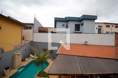 Casa à venda com 350m², 5 quartos e 8 vagas Casa à venda com 350m², 5 quartos e 8 vagasVista da Sacada da Suíte