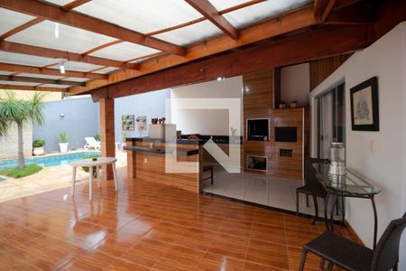 Casa à venda com 350m², 5 quartos e 8 vagas Casa à venda com 350m², 5 quartos e 8 vagasChurrasqueira