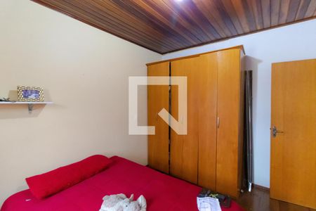 Casa à venda com 350m², 5 quartos e 8 vagas Casa à venda com 350m², 5 quartos e 8 vagasQuarto 01
