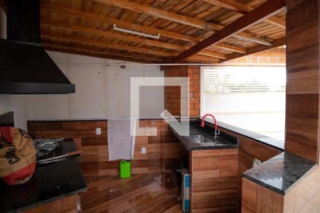 Casa à venda com 350m², 5 quartos e 8 vagas Casa à venda com 350m², 5 quartos e 8 vagasChurrasqueira da Casa 02