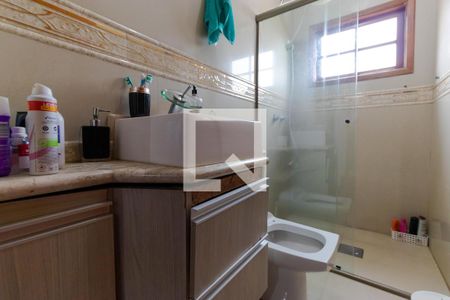 Casa à venda com 350m², 5 quartos e 8 vagas Casa à venda com 350m², 5 quartos e 8 vagasBanheiro 01