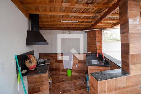 Casa à venda com 350m², 5 quartos e 8 vagas Casa à venda com 350m², 5 quartos e 8 vagasChurrasqueira da Casa 02