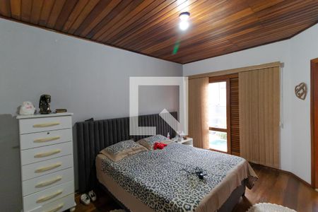 Casa à venda com 350m², 5 quartos e 8 vagas Casa à venda com 350m², 5 quartos e 8 vagasSuíte